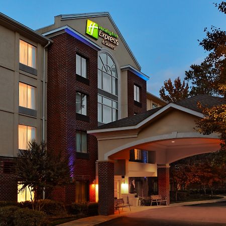 Holiday Inn Express Richmond-Brandermill-Hull Street By Ihg Bagian luar foto