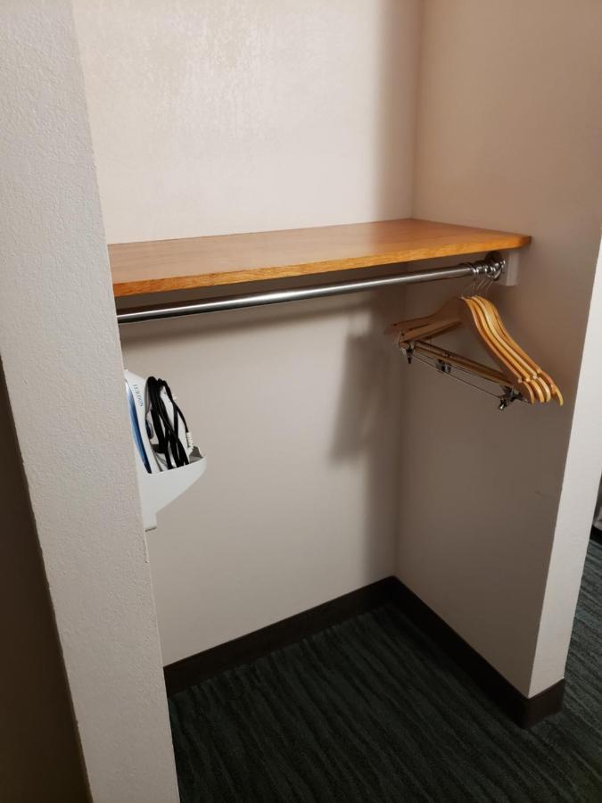 Holiday Inn Express Richmond-Brandermill-Hull Street By Ihg Bagian luar foto