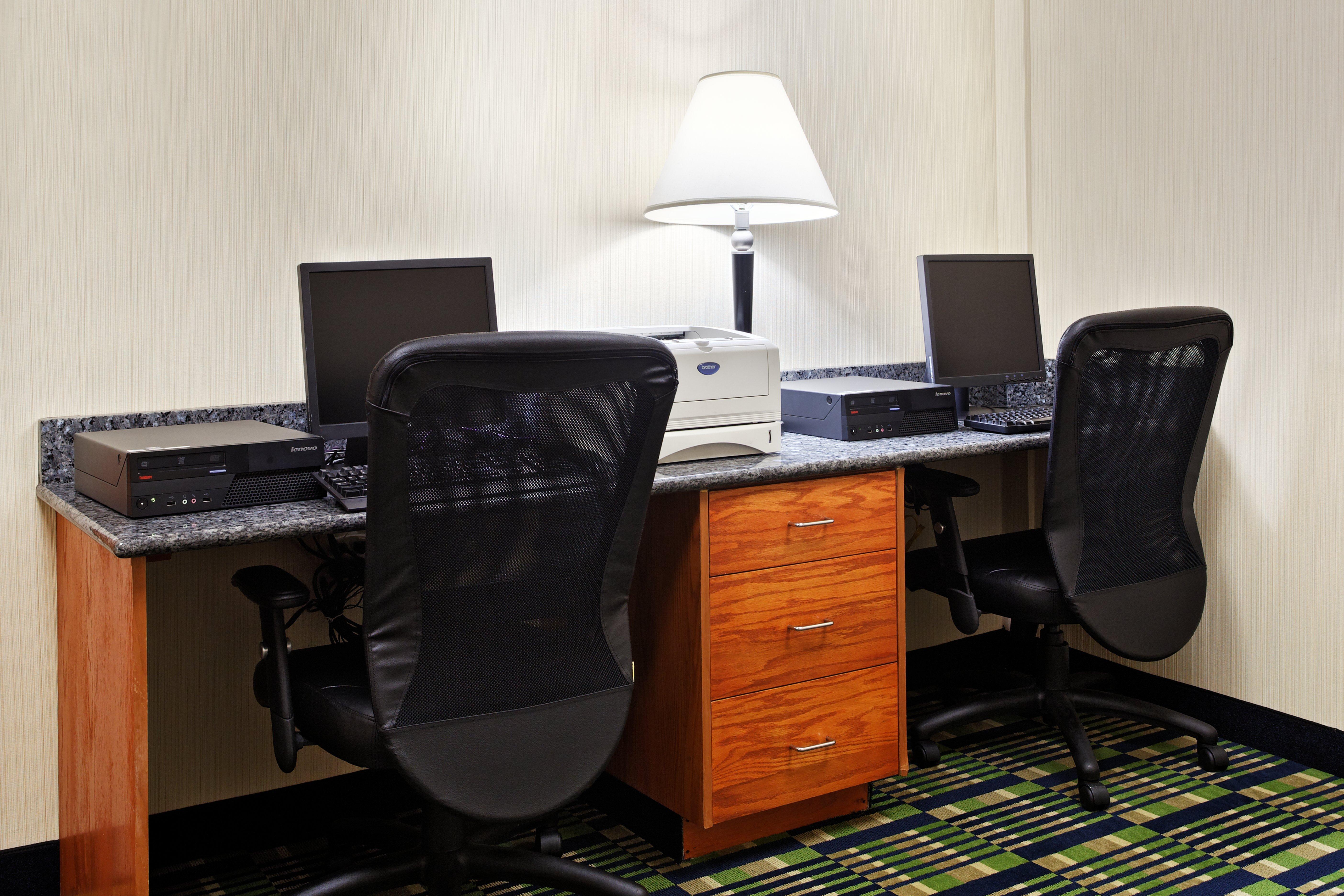 Holiday Inn Express Richmond-Brandermill-Hull Street By Ihg Bagian luar foto