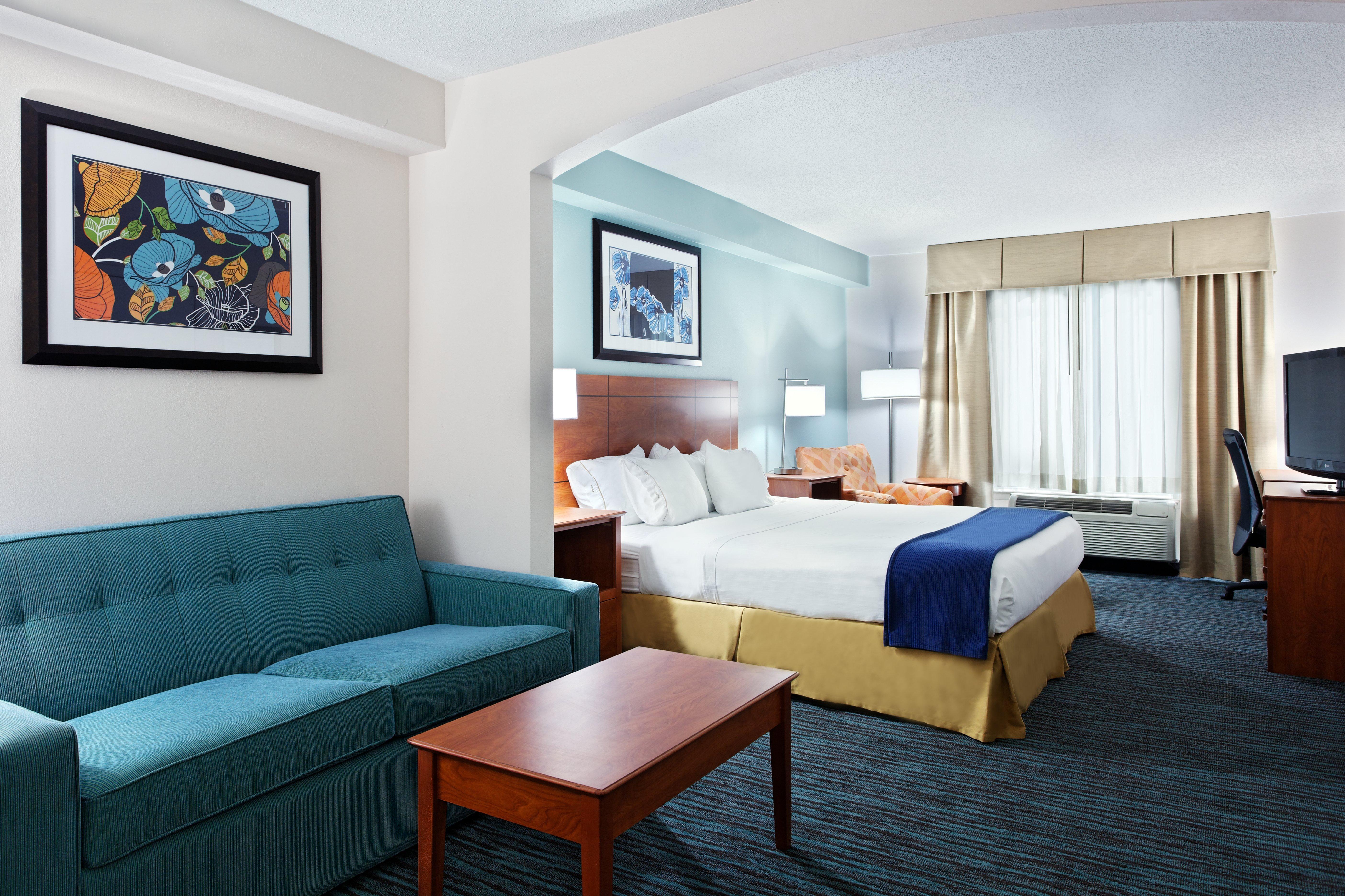 Holiday Inn Express Richmond-Brandermill-Hull Street By Ihg Bagian luar foto